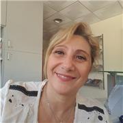 Sono insegnante e ho diversi anni di esperienza nell'insegnamento delle materie italiano latino e inglese